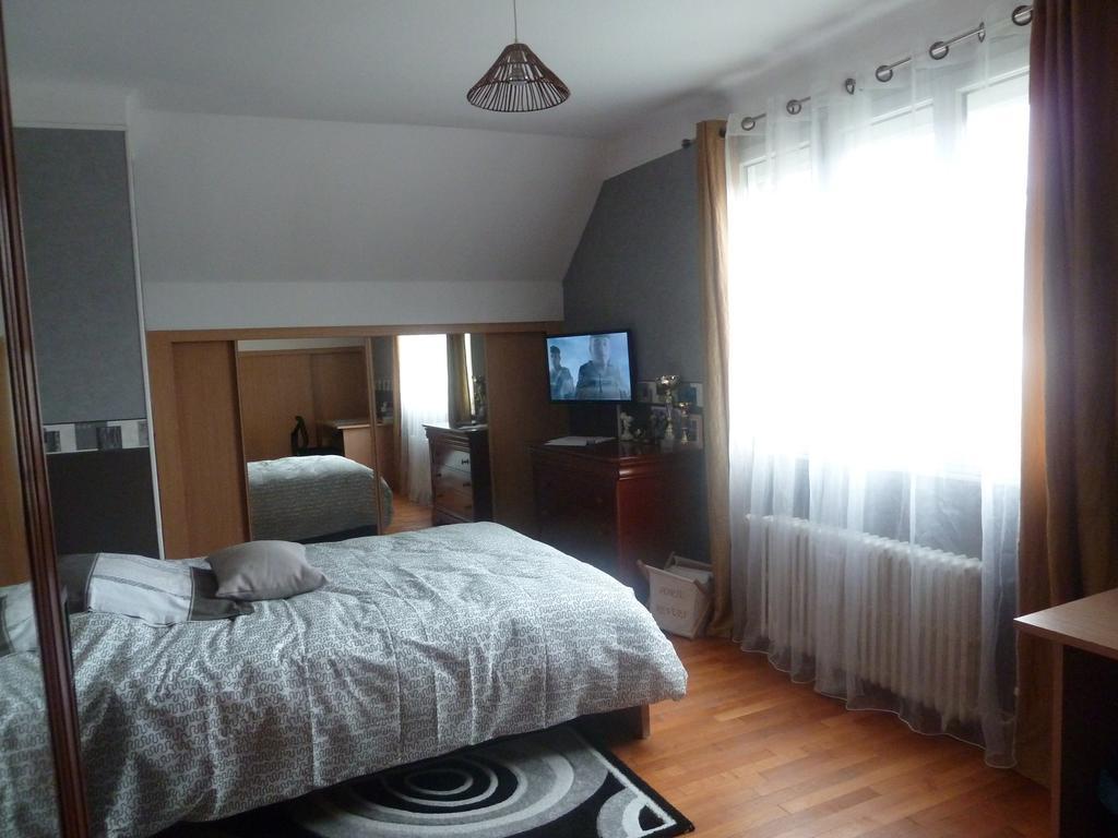 Chambre Coquette Hotell Aulnay-sous-Bois Rom bilde